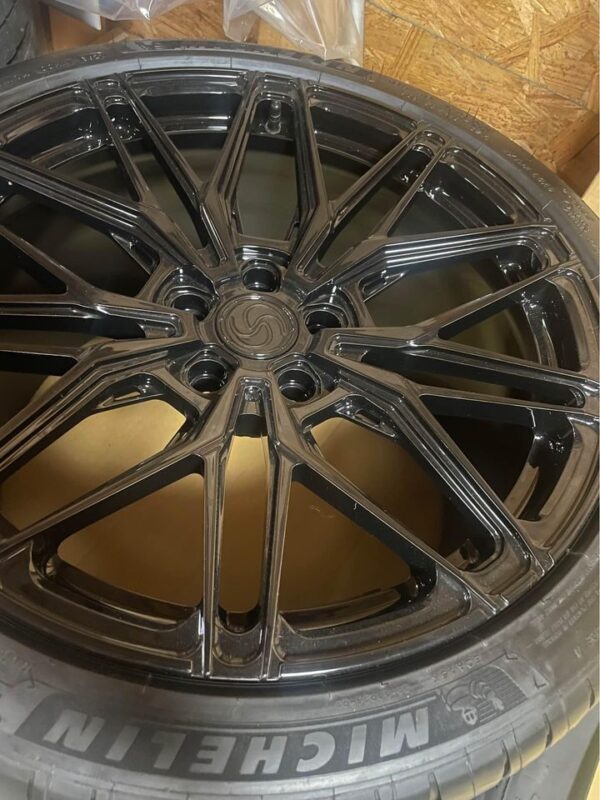 2015- 2020 Gt350 Signature Wheels - Image 3