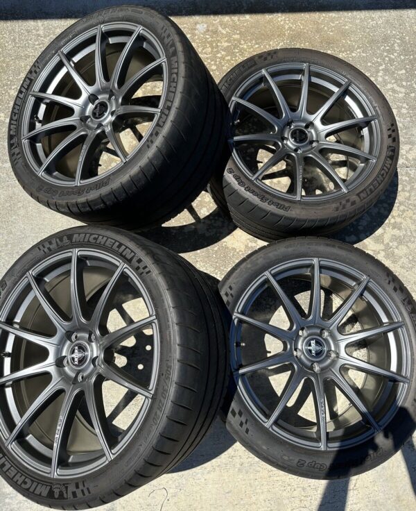 Mustang Shelby 20 inch rims and tires - Image 7