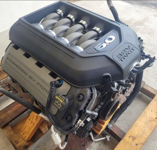 2014 Mustang 5.0 Engine - Image 4