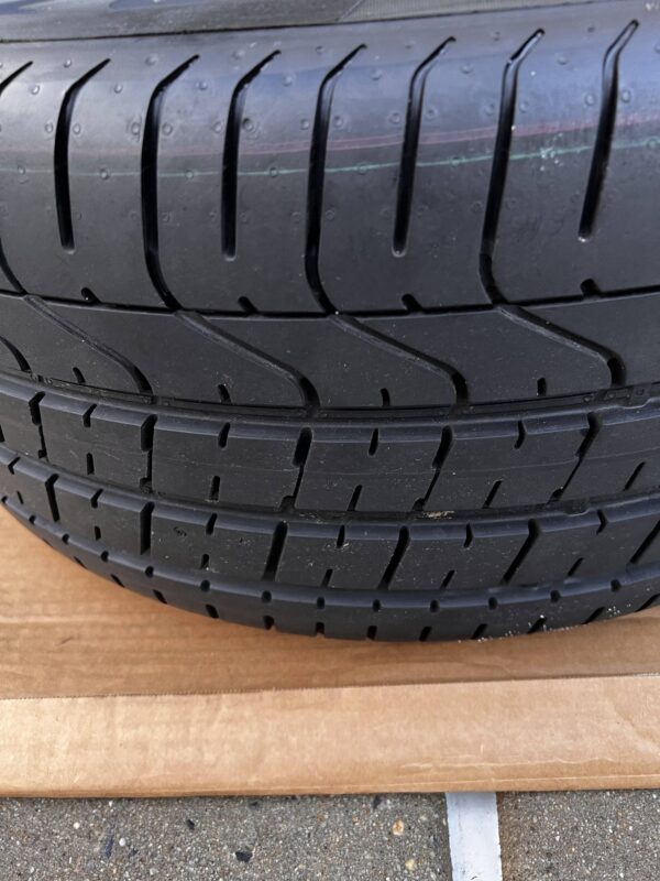 Mustang Performance Pack wheels and tires - Image 8