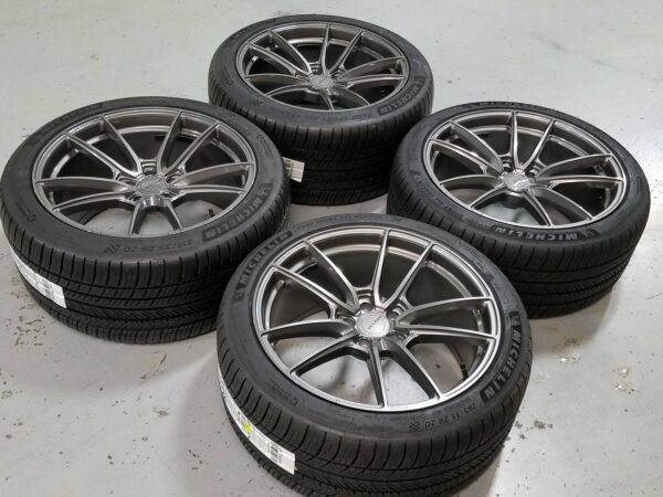 Mustang 20" Velgen VF5 wheels in Gunmetal finish  - Image 7