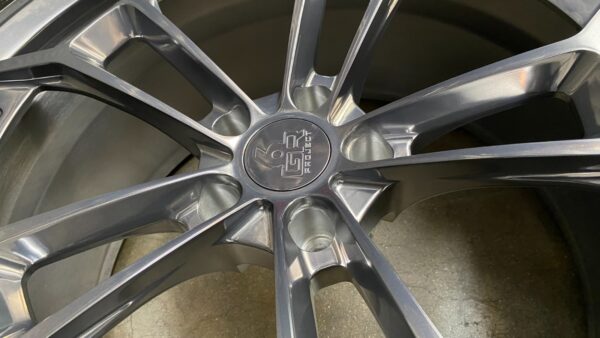 Mustang 20'' Project 6Gr Ten-D Fully Forged Polished Wheel And Tire - Image 4